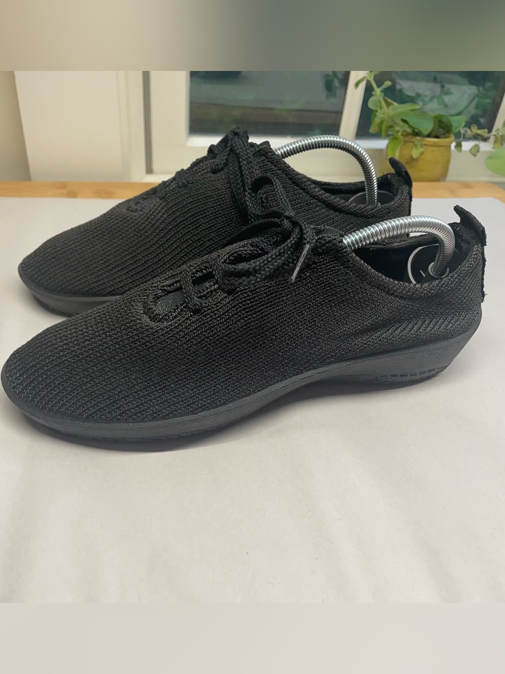 Arcopedico Knit Oxford Comfort Shoes Black EU 38 US 7/7.5 Lightweight Travel